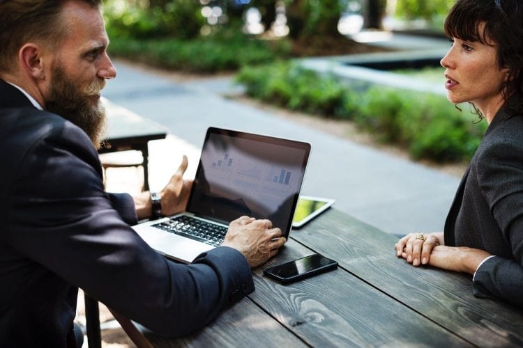 Risques et bénéfices du trading